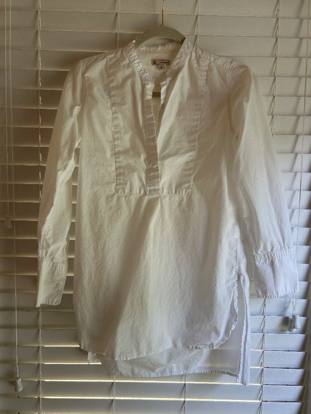 GAP Women’s Shirt Size XS White Long Sleeve 100% Cotton